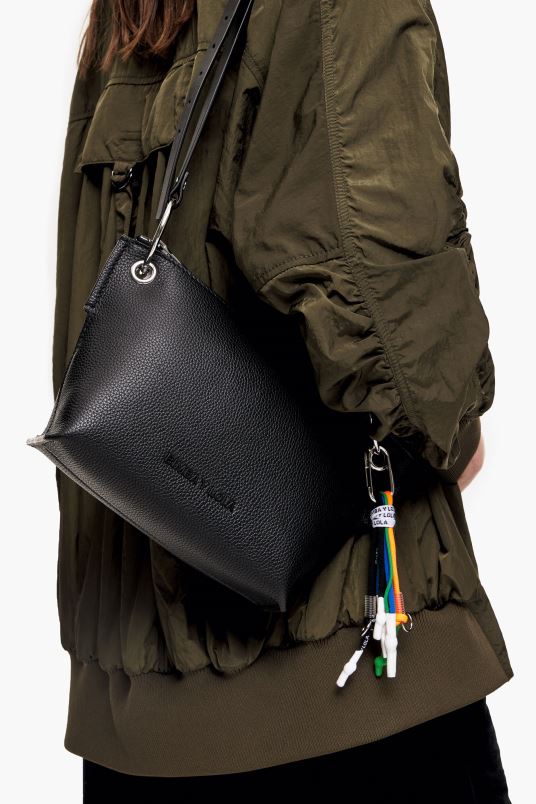 αξεσουάρ Bimba Y Lola δερμάτινη τσάντα χιαστί L2L2843 μαύρος