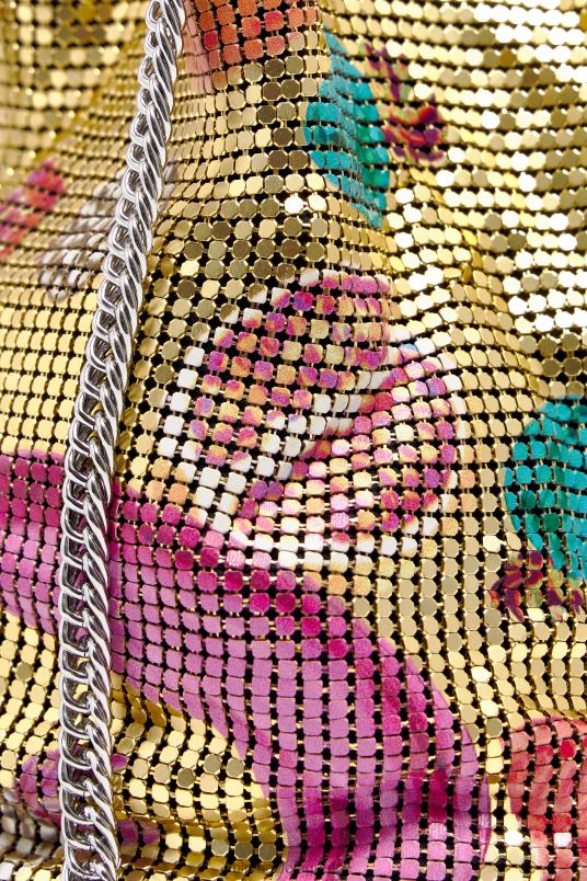 αξεσουάρ Bimba Y Lola τσάντα κουβά τσάντα με εμπριμέ εμπριμέ μείγμα μπανανών L2L28146 χρυσαφένιος