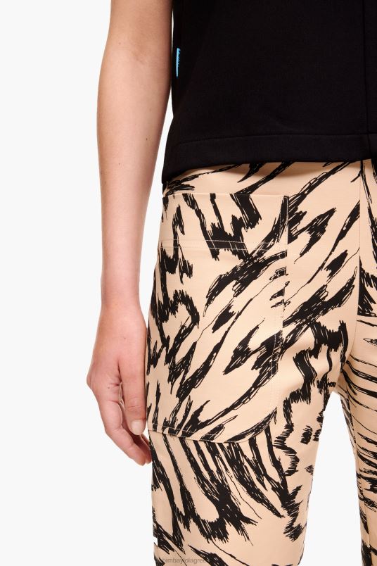 είδη ένδυσης Bimba Y Lola παντελόνι με στάμπα με φτερά πεταλούδας L2L28403 φυσικός